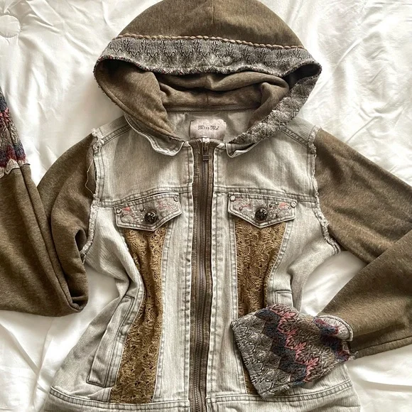 Miss Me Women’s Brown and Gray Jean Jacket - Picture 1 of 4